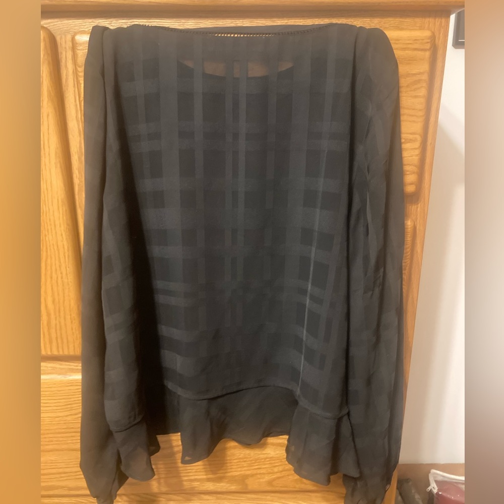 NWOT Loft mesh top - Picture 2 of 6